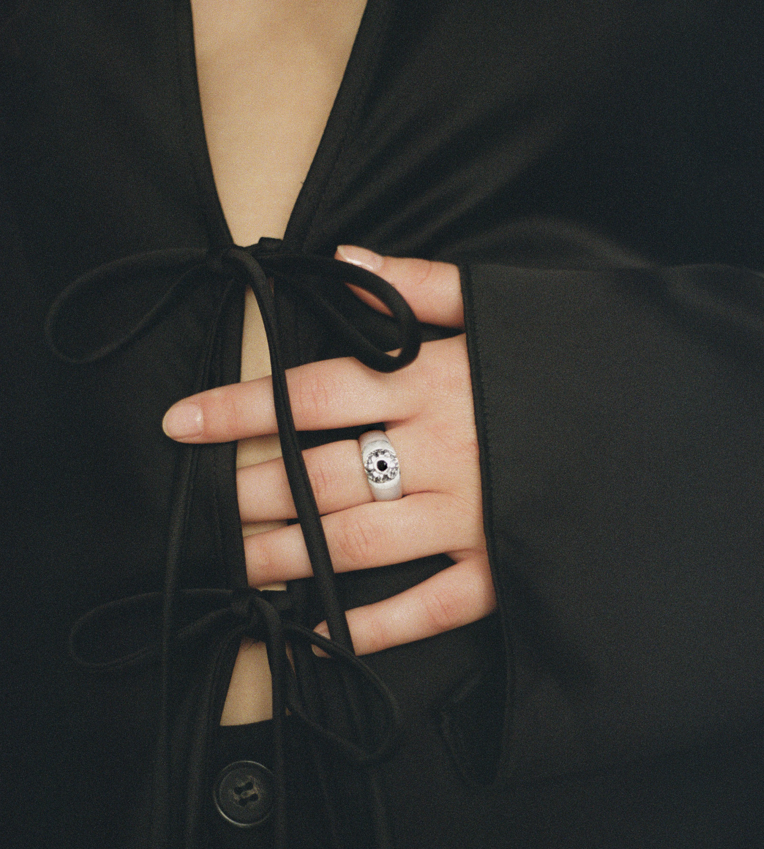 sterling silver ring with black sapphire and freshwater pearl